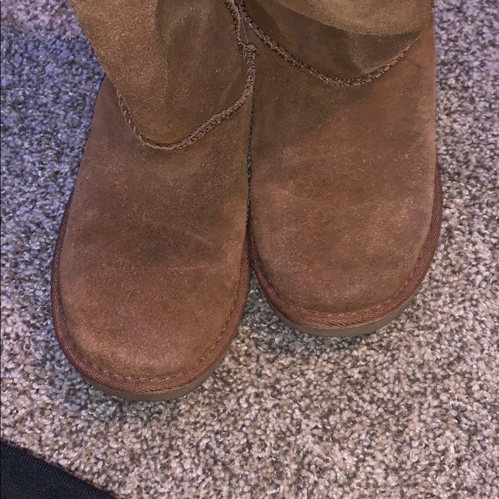 boots - Picture 2 of 2
